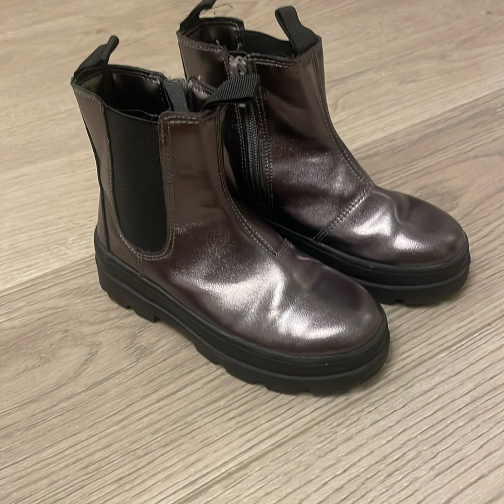 H&M Chelsea Boot